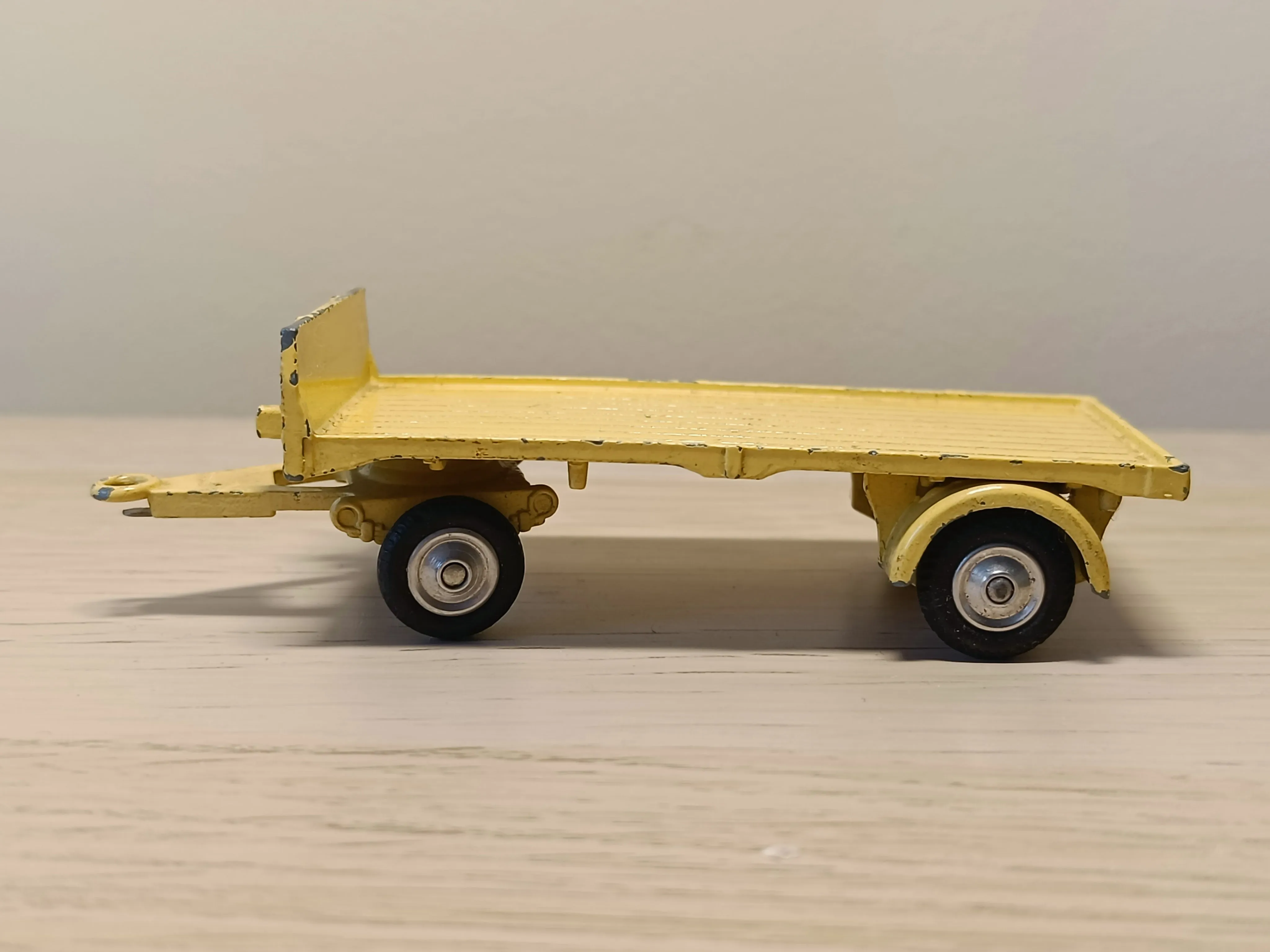438 Land Rover and trailer from Gift Set 22 (2)