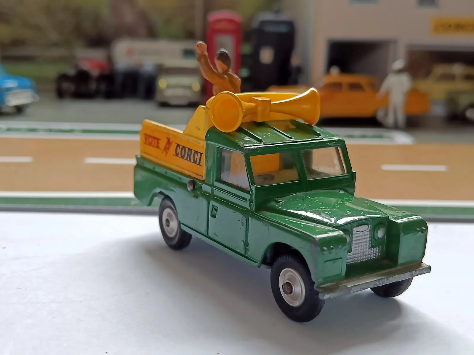 472 Land Rover Public Address Vehicle *yellow interior*