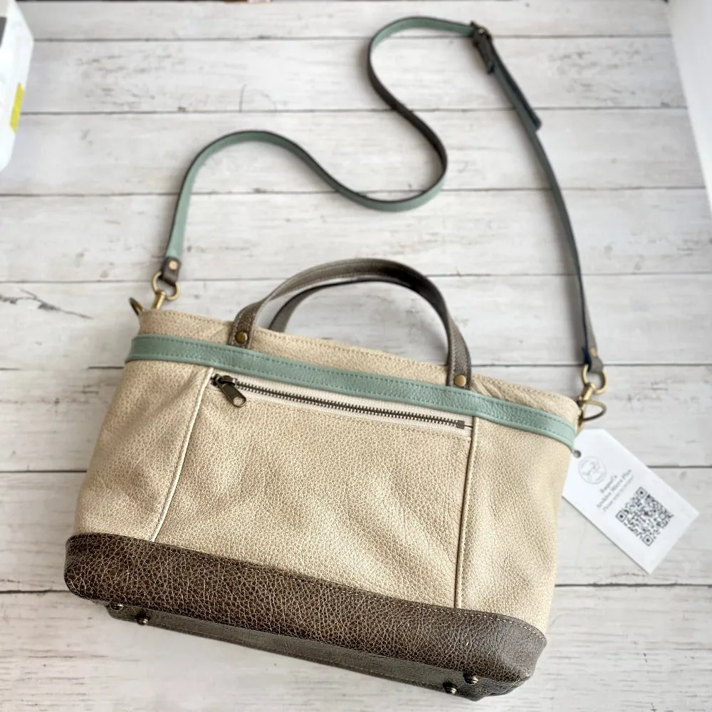 Archive Micro Plus in Wheat, Ocean Mint, Smoke