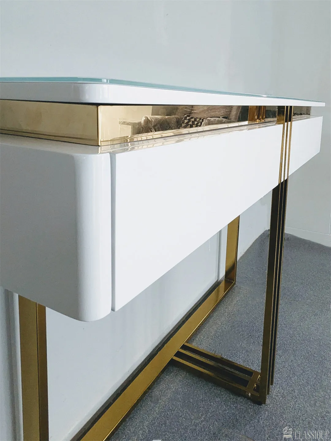 Chennai Glossy Console Table (130 cm)