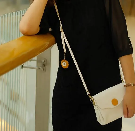 Handmade Leather Cute Small Phone Bag Shoulder Bag Personalized Monogrammed Gift Custom Women Crossbody Bag Purse Shoulder Bag Purse