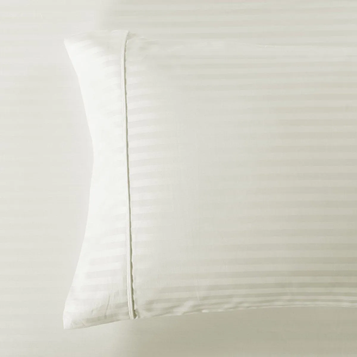 Luxurious 608 Damask Stripe Pillowcases - USA