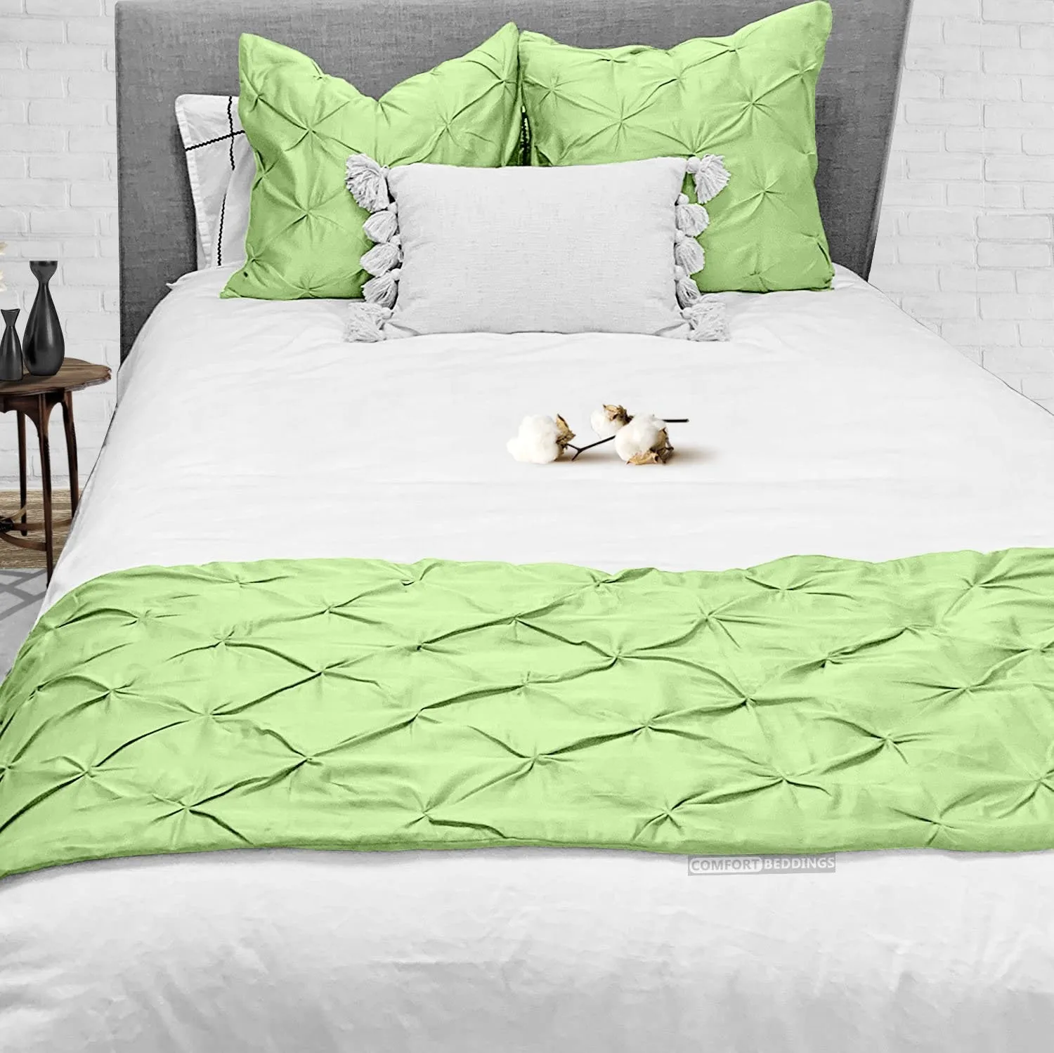 Luxurious Sage Pinch Bed Runner Set