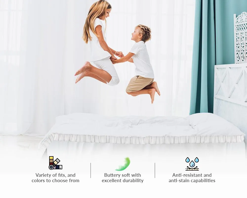 Luxurious White Trimmed Ruffle Duvet Cover Set