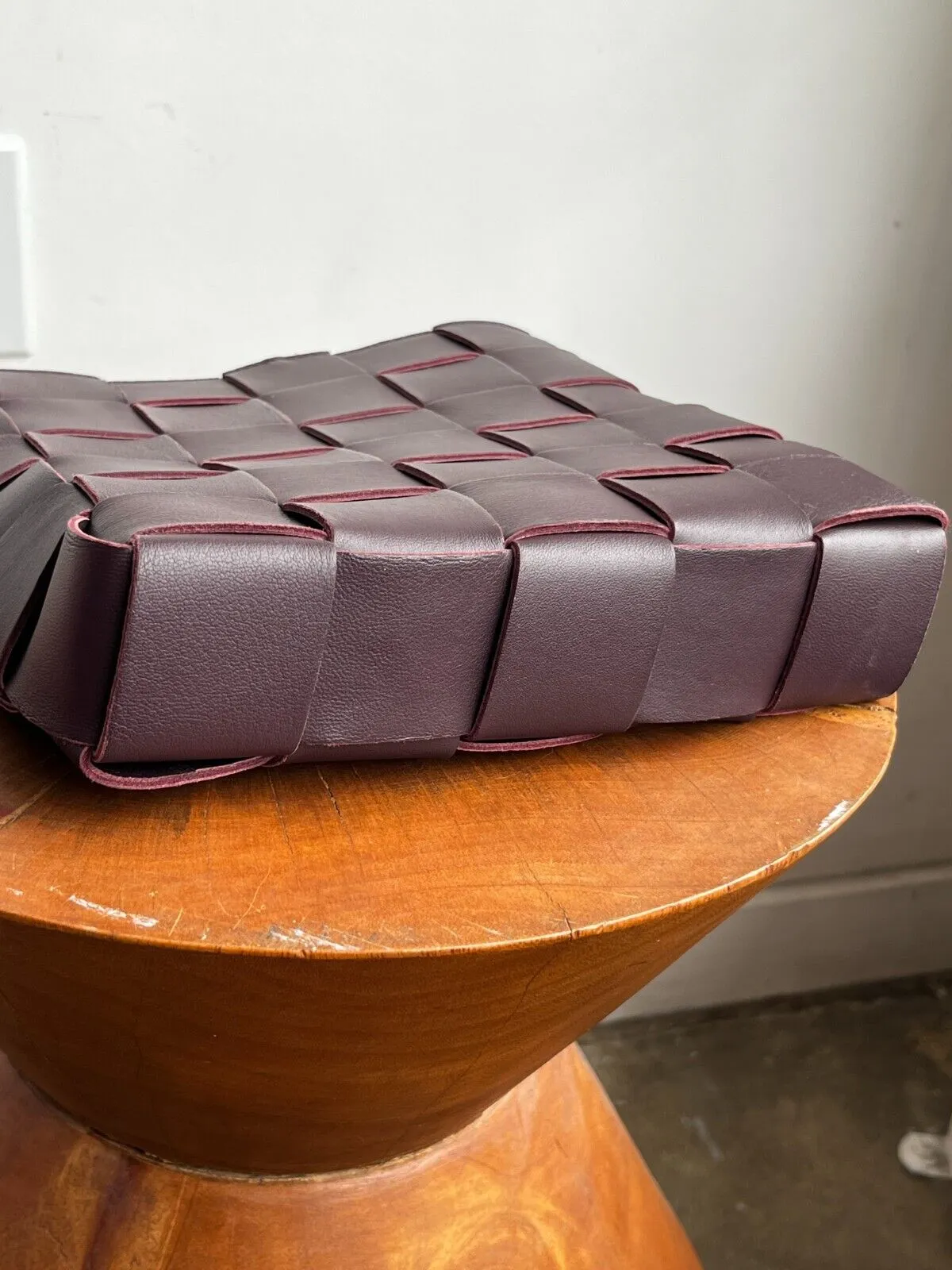 MAXI CASSETTE MESSENGER TOTE