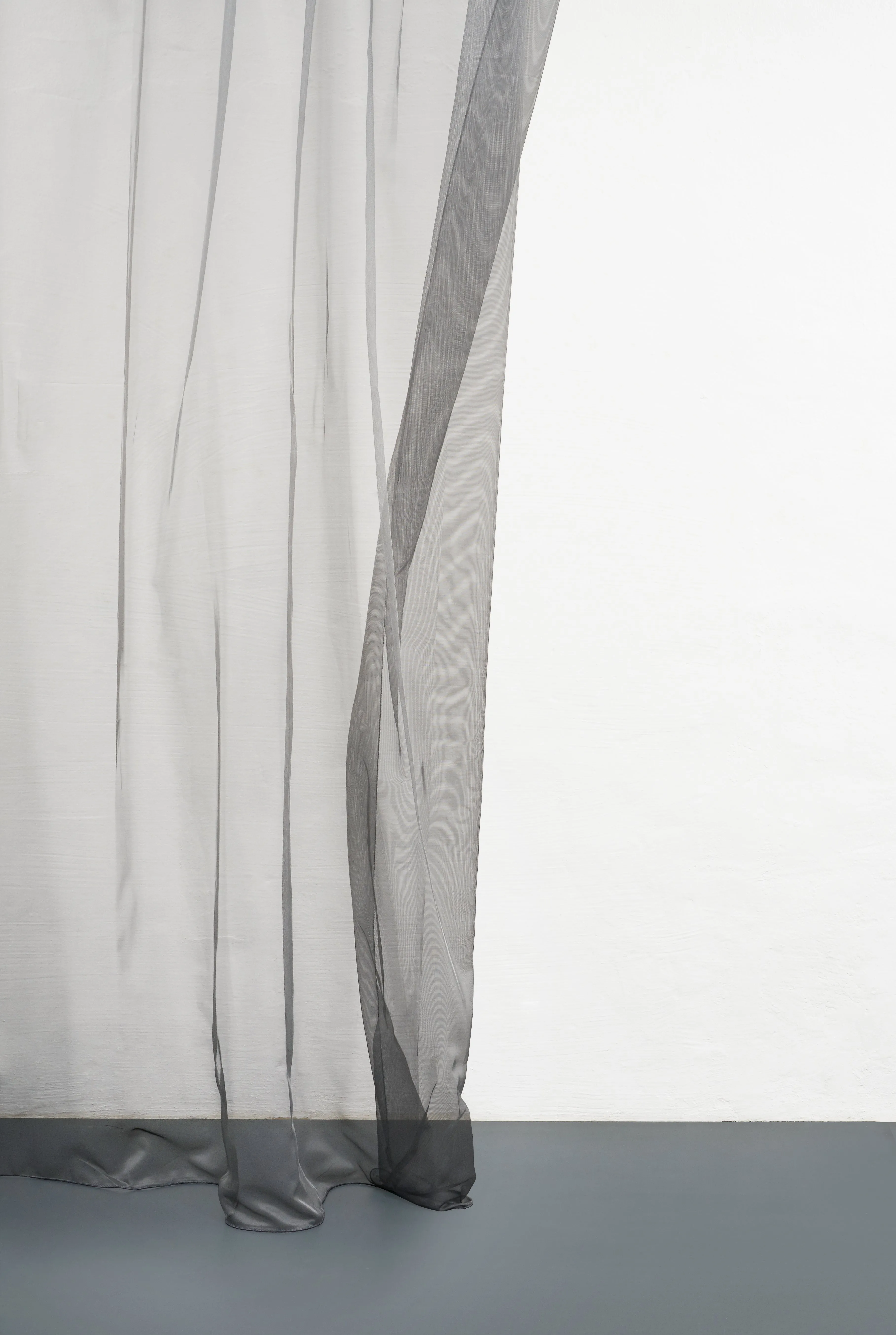 Metallic Sheer Curtains "Glamorous" in Steel Color