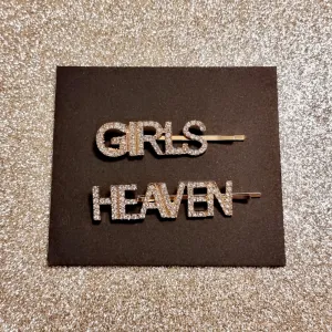Rhinestone decor bobby pins.
