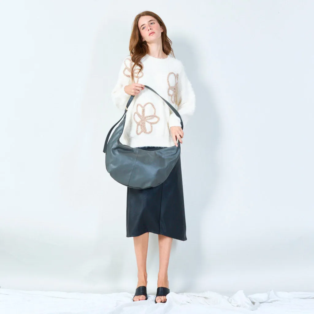 Sleek shoulder bag with minimalist design wholesale