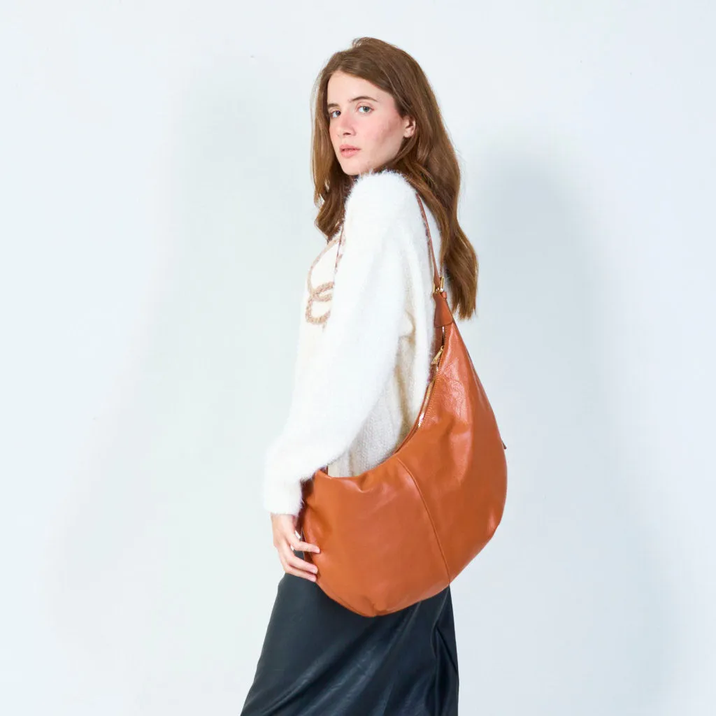 Sleek shoulder bag with minimalist design wholesale