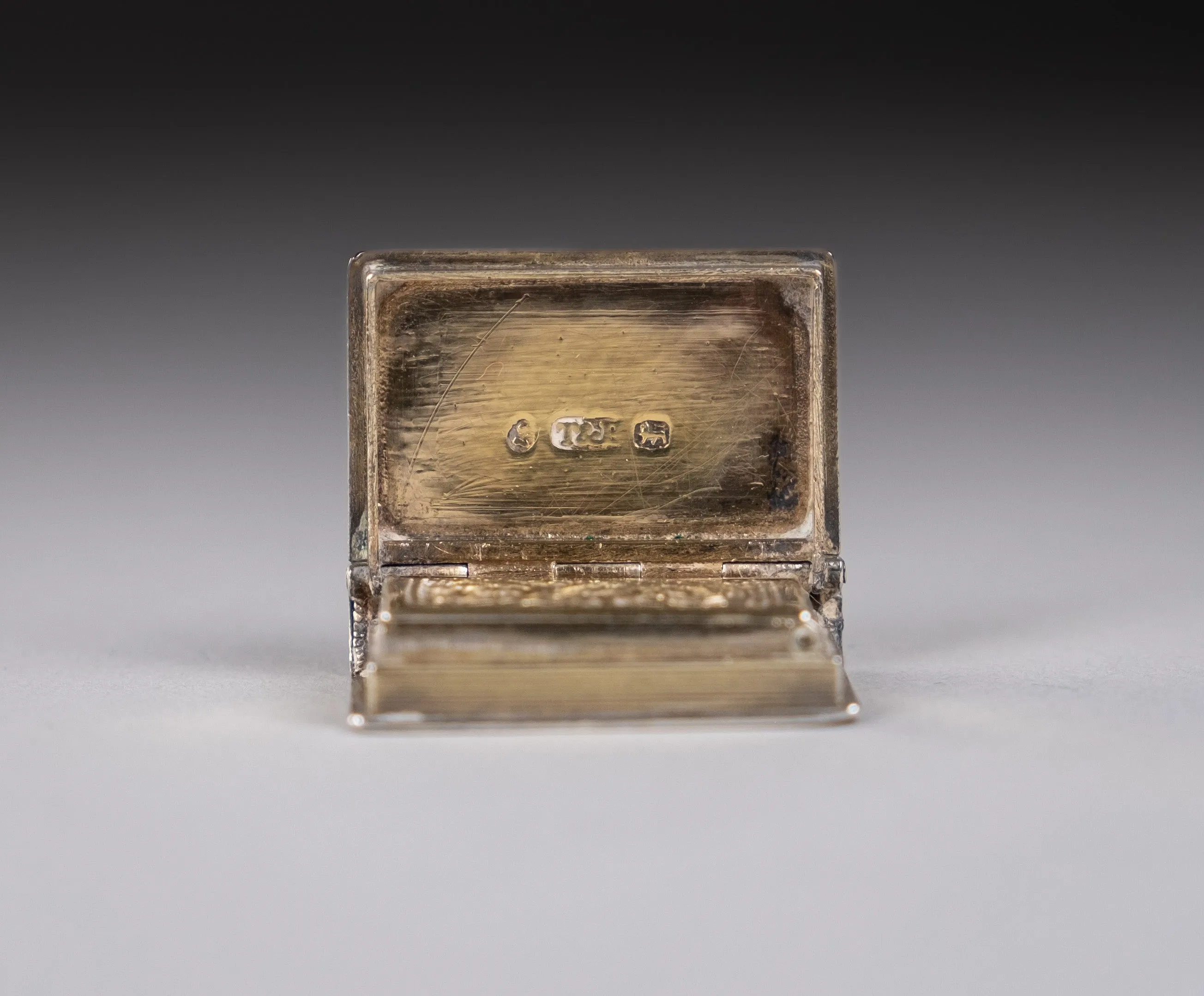 Sterling Silver Gilt Book Vinaigrette by Taylor and Perry, Birmingham, 1831.
