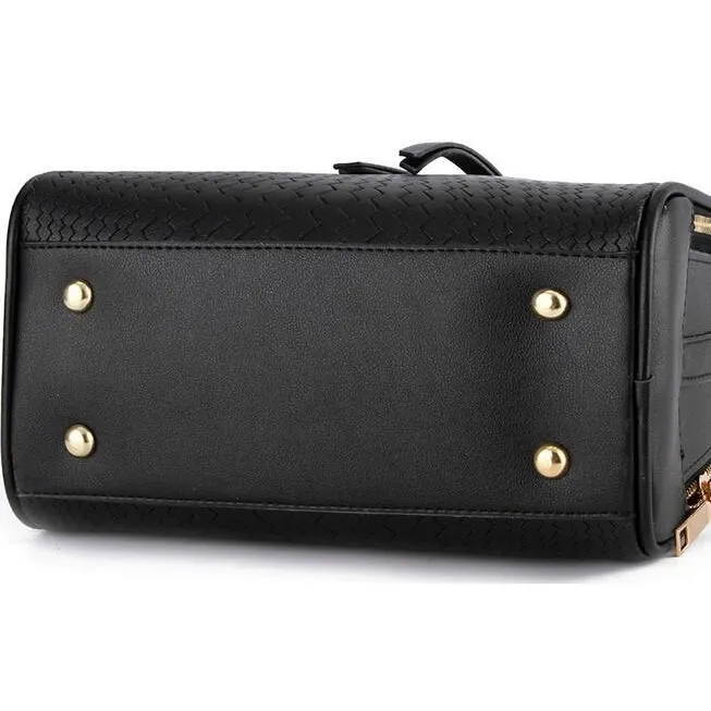 Women Black Zig Zag Quilted Faux-Leather Handbag with Dual Compartments
